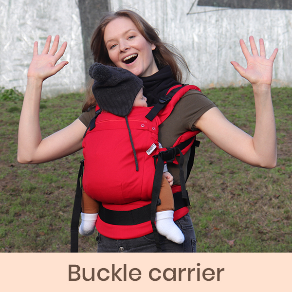 Liliputi buckle carrier